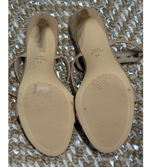 Stuart Weitzman - Crystal Buckle 95 Patent Leather Sandals in Taupe - US W 8.5 - Picture 13 of 13